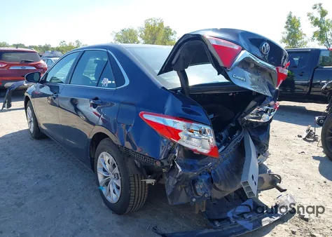 2017 Toyota Camry Le из США, поврежденный, VIN 4T1BF1FK2HU718316